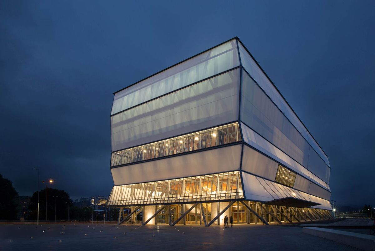 Teatro Biobío diseñado por el arquitecto ganador del Premio Pritzker de Arquitectura, Smiljan Radić Clarke